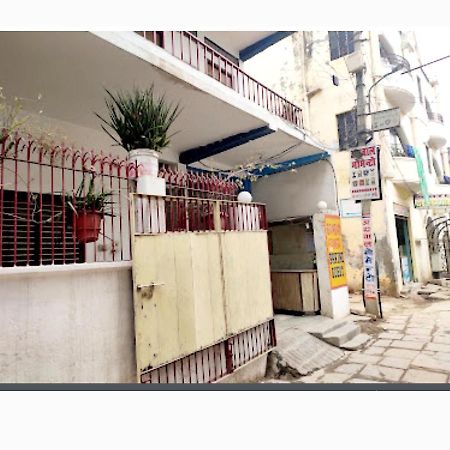 Gandhi Ganaga Guest House Varanasi Exterior photo