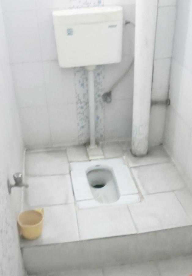 Gandhi Ganaga Guest House Varanasi Exterior photo